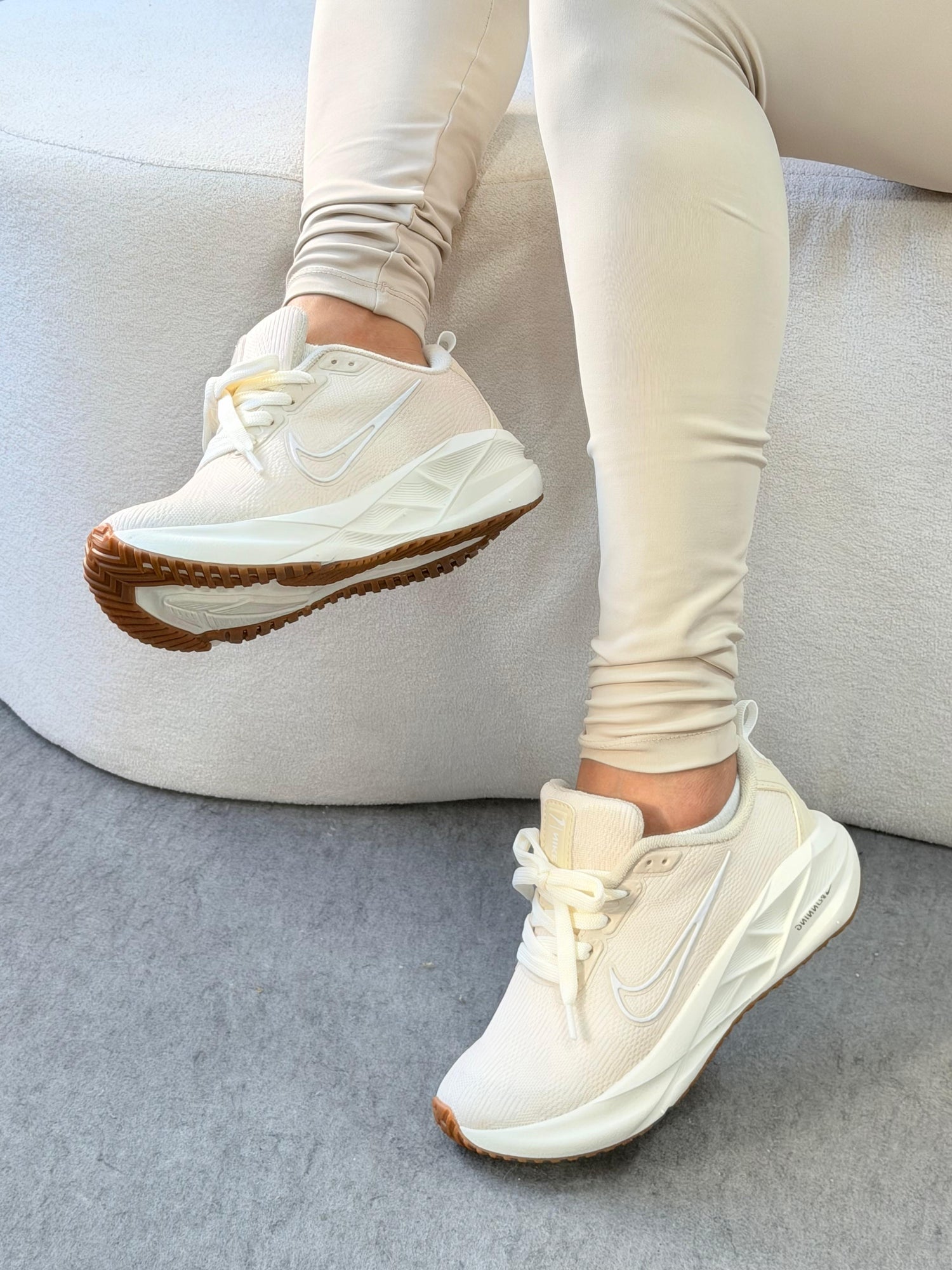 Nike Running Off