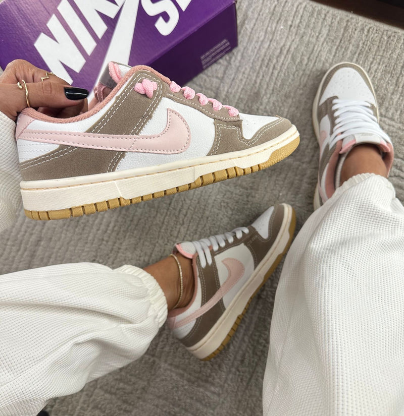 Dunk Low Pro Rosa BB camurça