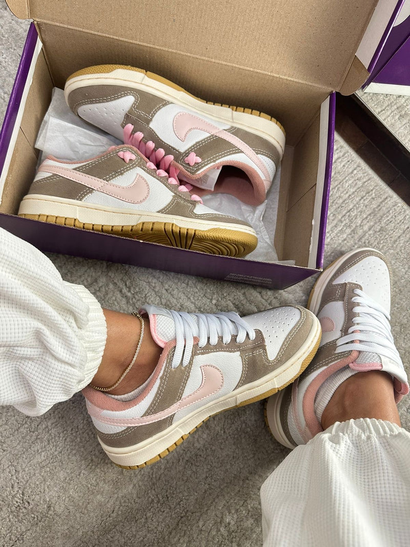 Dunk Low Pro Rosa BB camurça