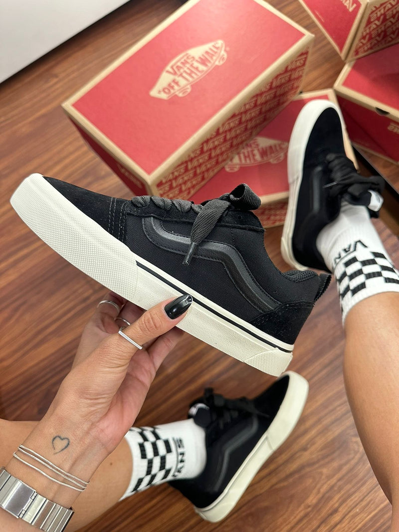 Vans KNU Full Dark