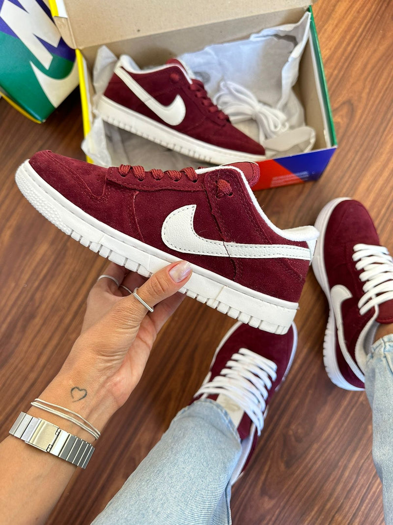 Dunk Low Pro Bordô