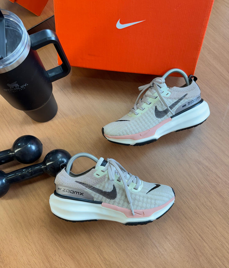 Nike Zoom Invincible Run Nude