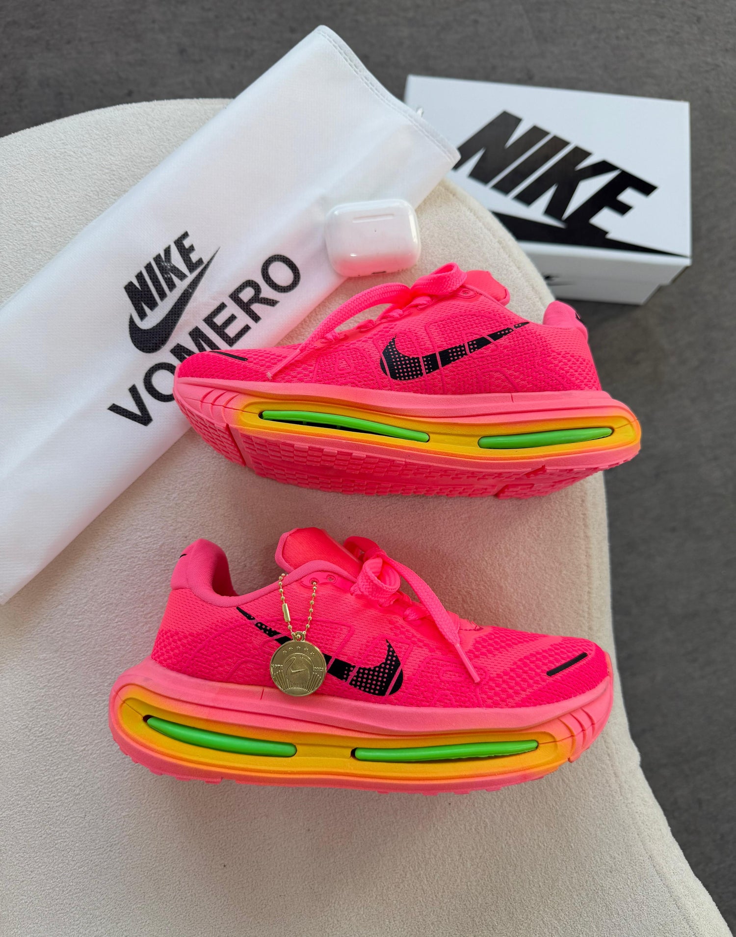 Nike Run Vomero Pink