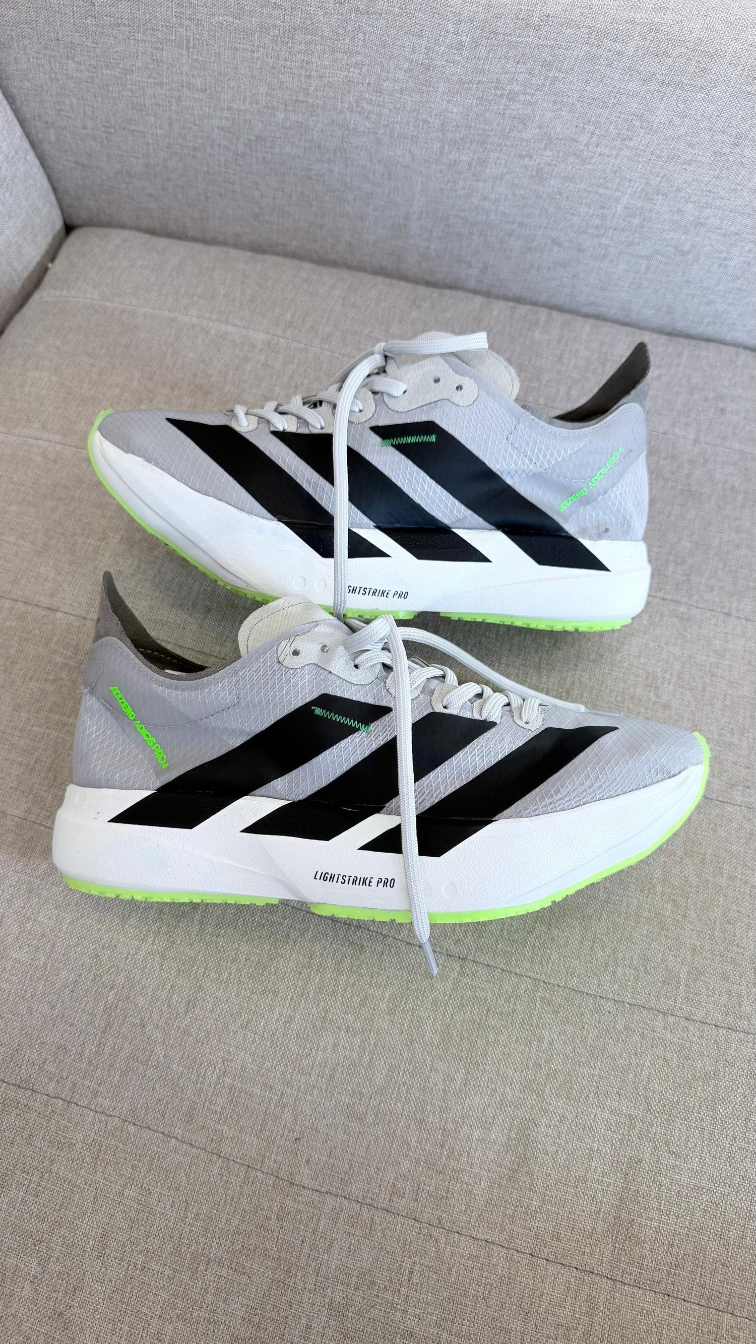 Adizero Adios Pro 4 Importado Cinza/Preto