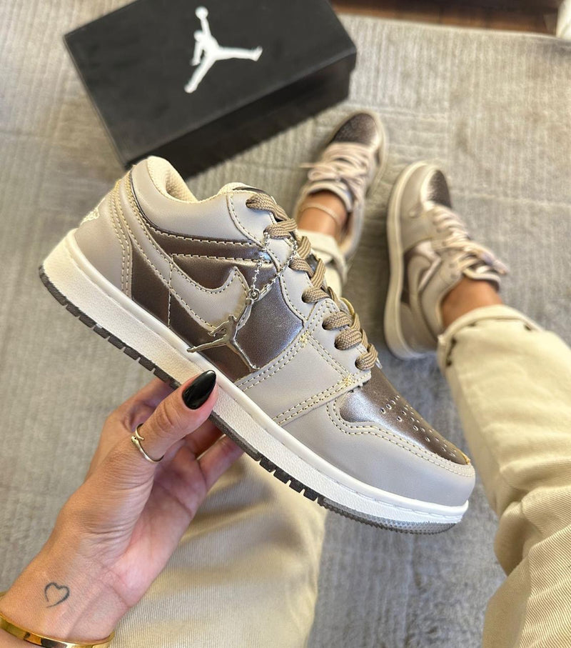 Jordan Low Chrome Silver