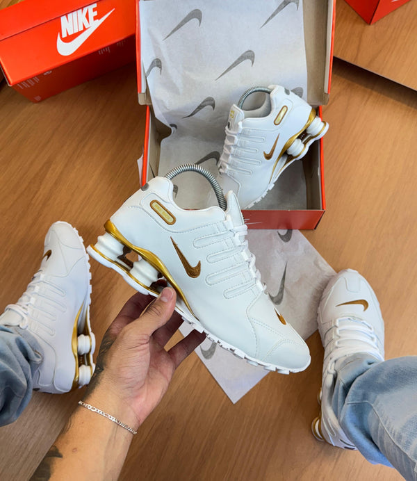Nike Shox NZ Prime Branco/Dourado