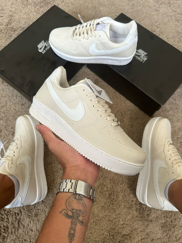 Nike Air Force Branco/Creme