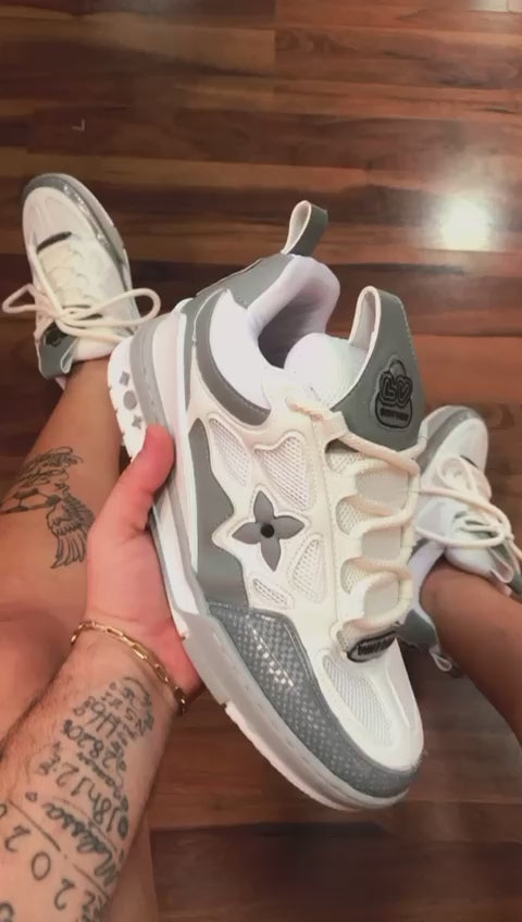 Louis Vuitton Skate Gray