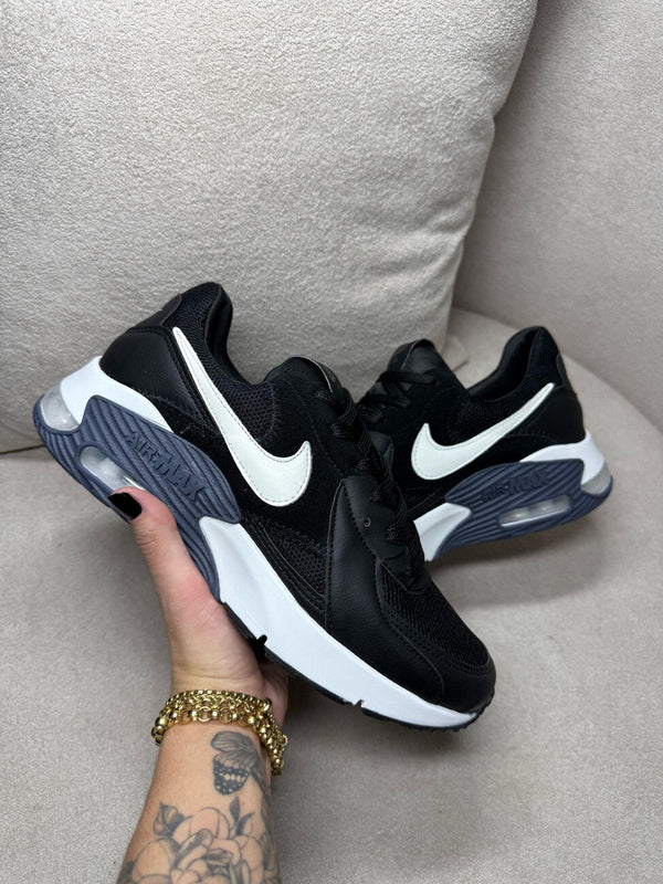 Nike Air Max Excee  Preto / Branco