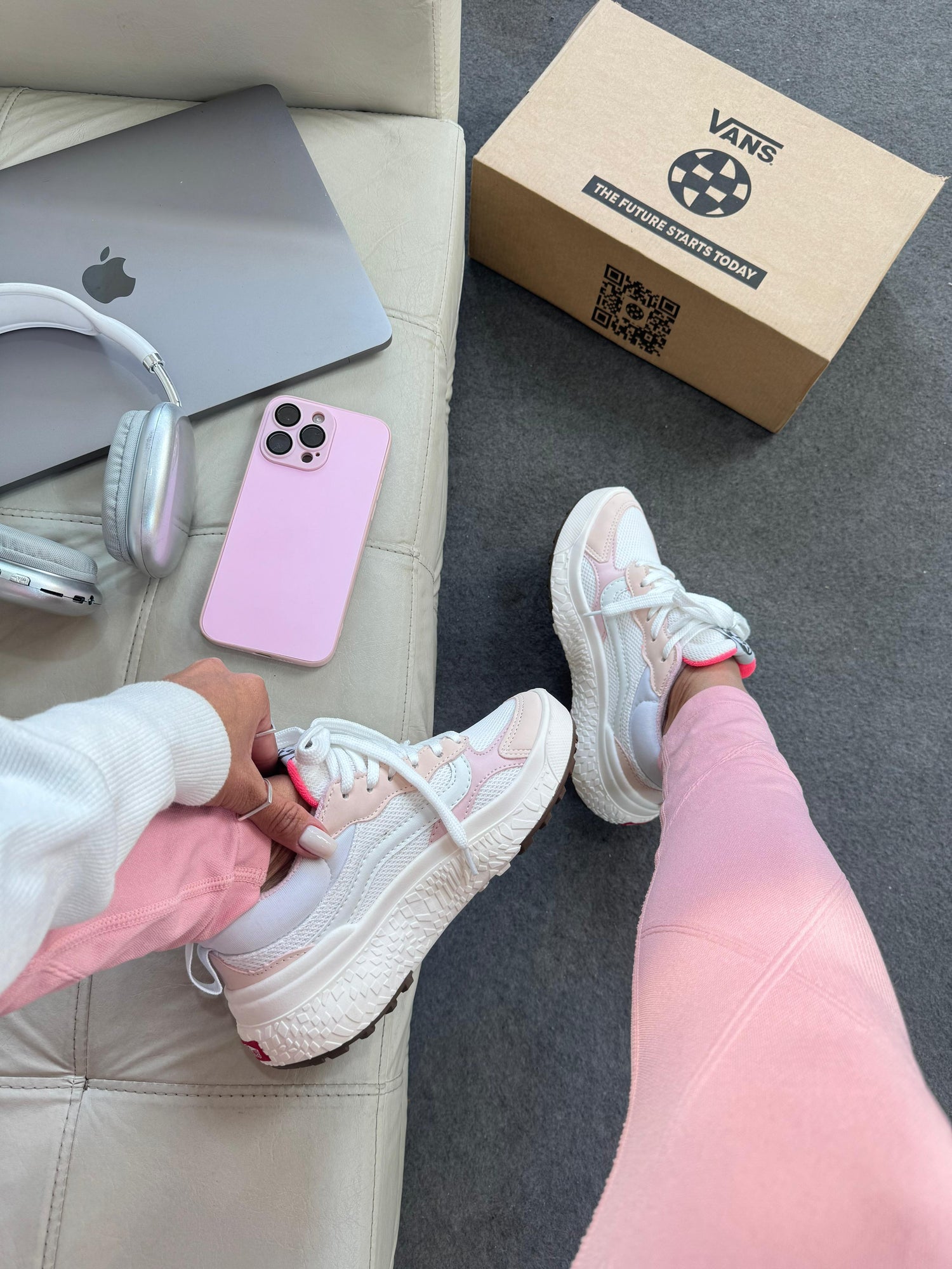 Vans Ultrarange Neo Branco/Rose