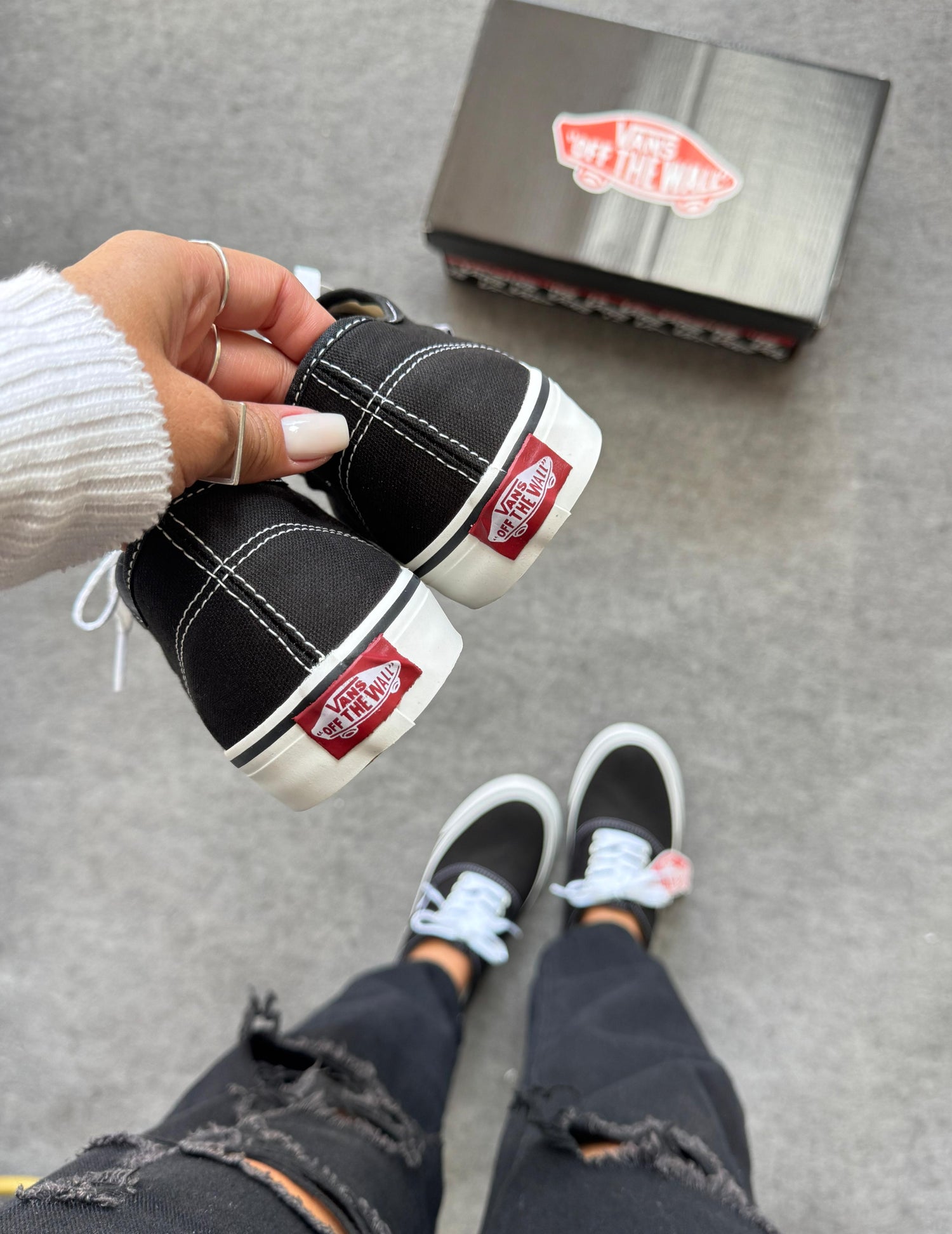 Vans Authentic  Preto / Branco