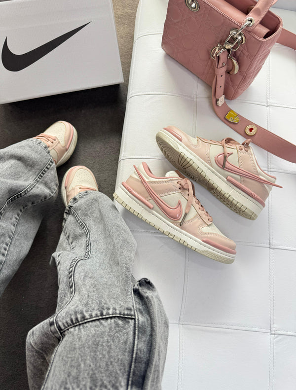 Nike Dunk Twist Rose