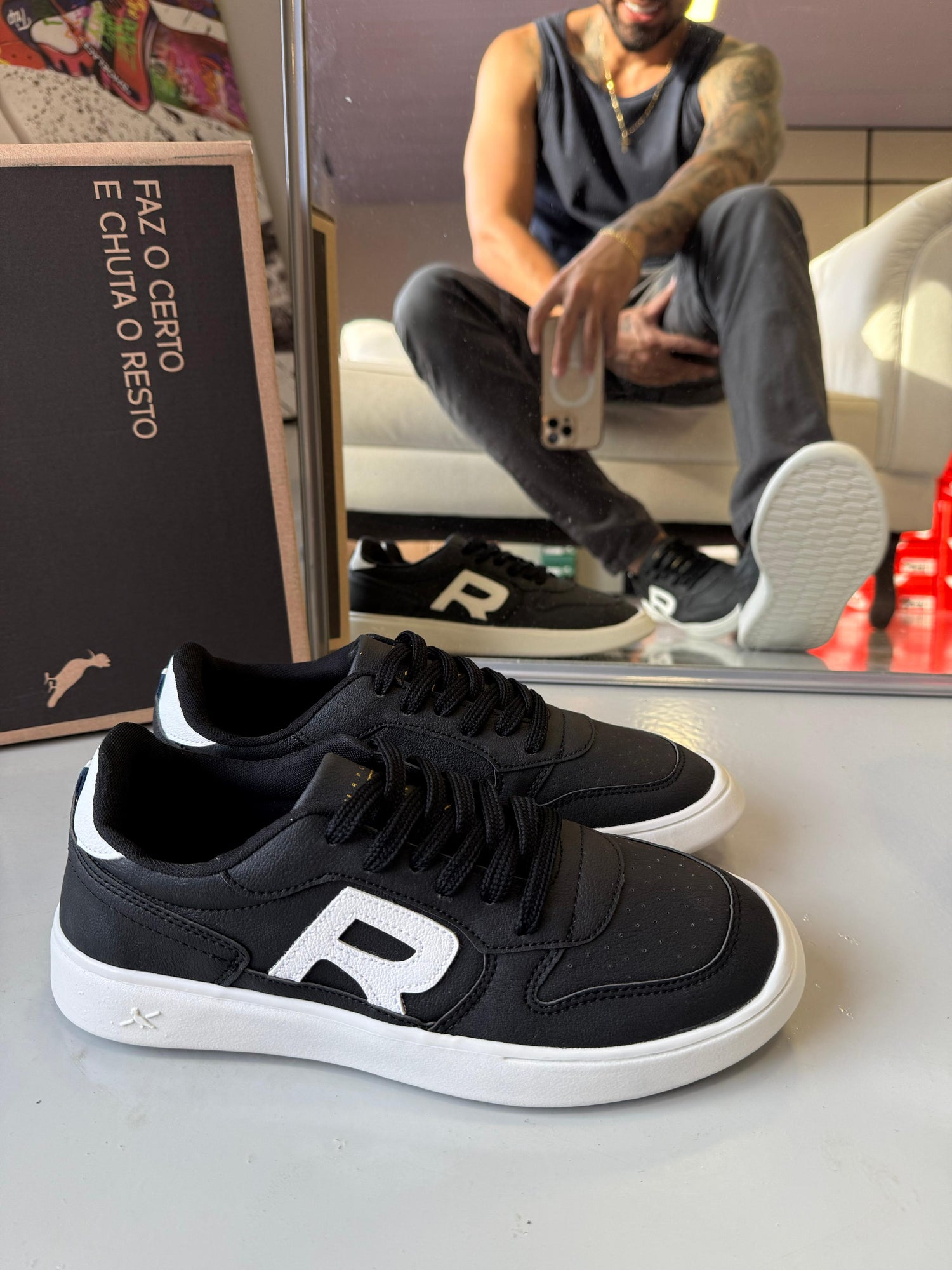 Reserva TYPE Preto/Branco