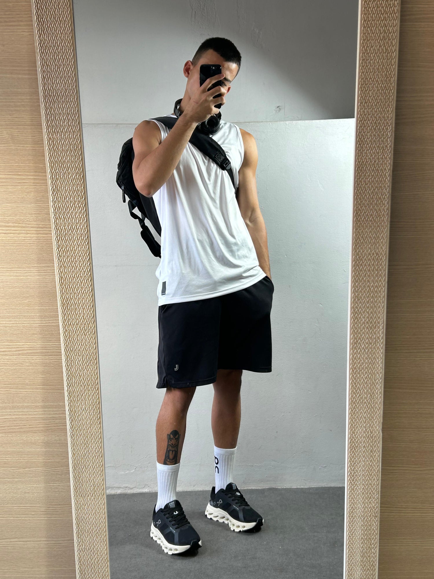 On Cloud Preto