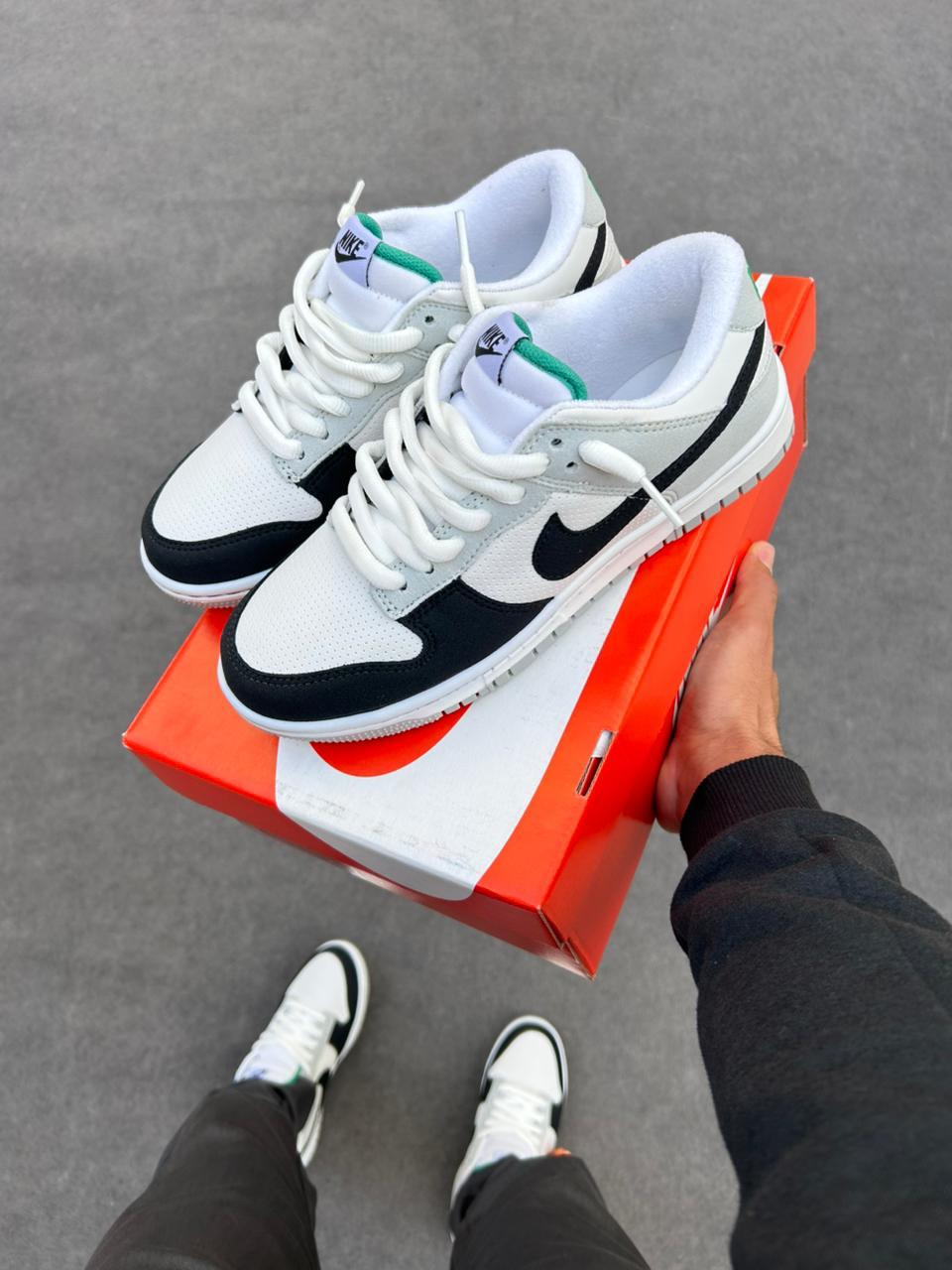 Dunk Low pro Luxo Preto/Branco/Cinza