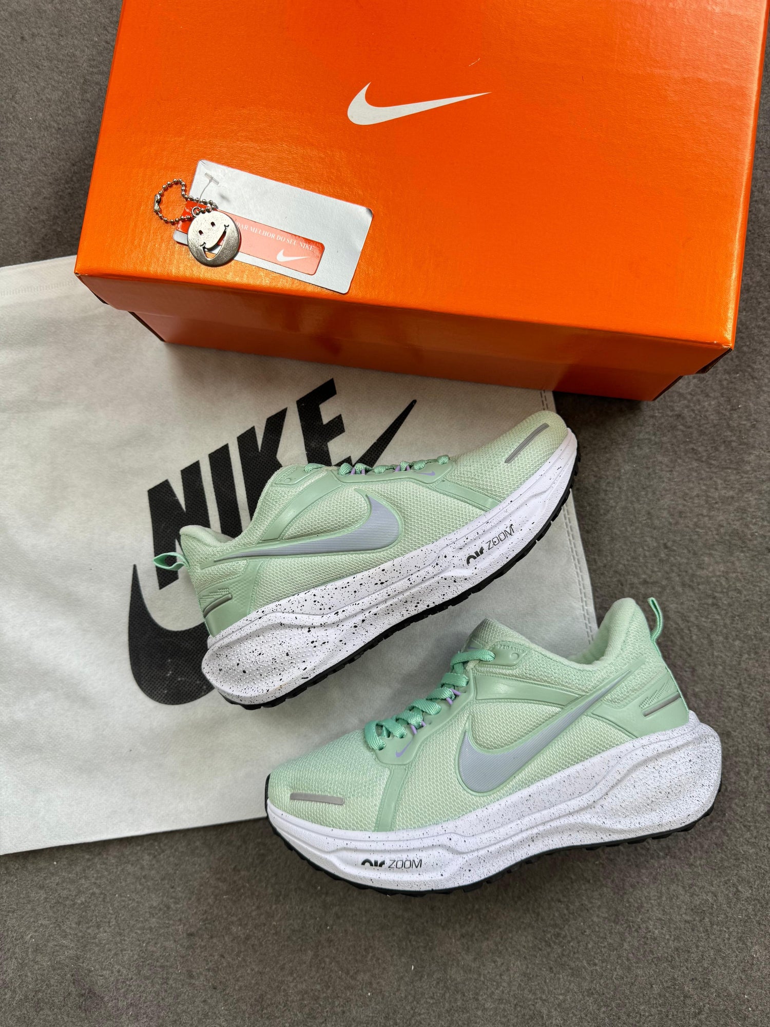 Nike Air Zoom Pegasus verde/lilas