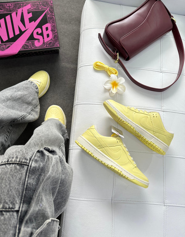Dunk Low pro Luxo Pálido 💛