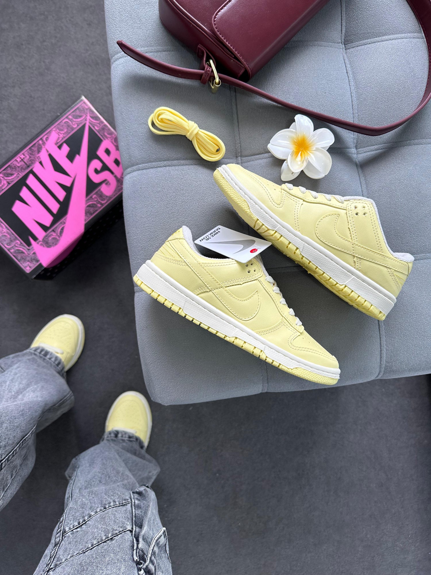 Dunk Low pro Luxo Pálido 💛